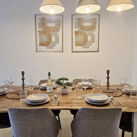 Sr Santa Maria Hills Apartment
